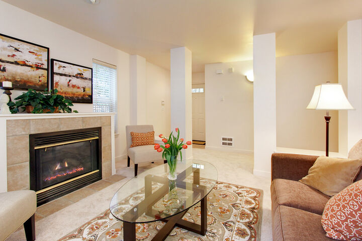 Property Photo:  20806 72nd Avenue W 1  WA 98026 