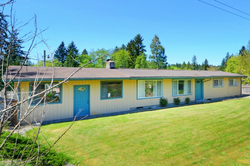 Property Photo:  12161 S Keyport Rd NE  WA 98370 