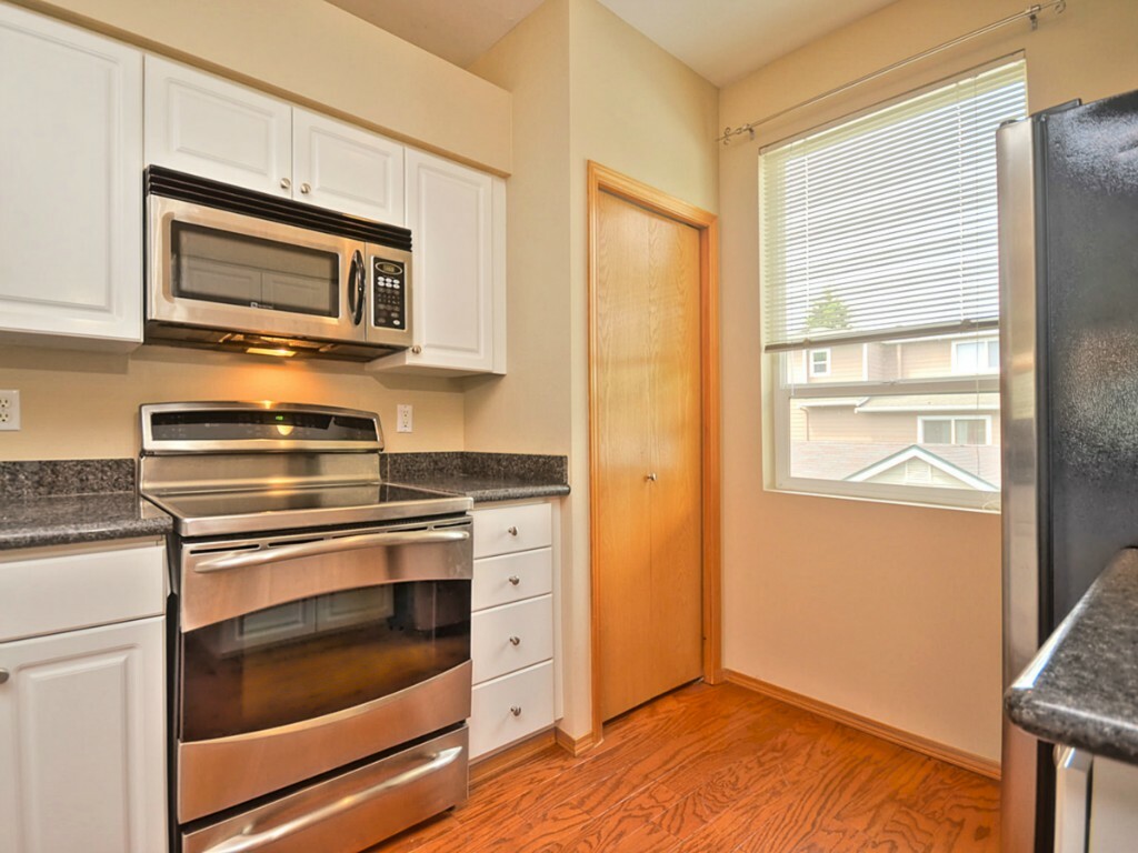 Property Photo:  17827 80th Ave NE C204  WA 98028 