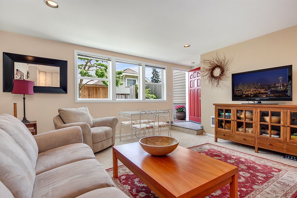 Property Photo:  2108 W Bertona St B  WA 98199 