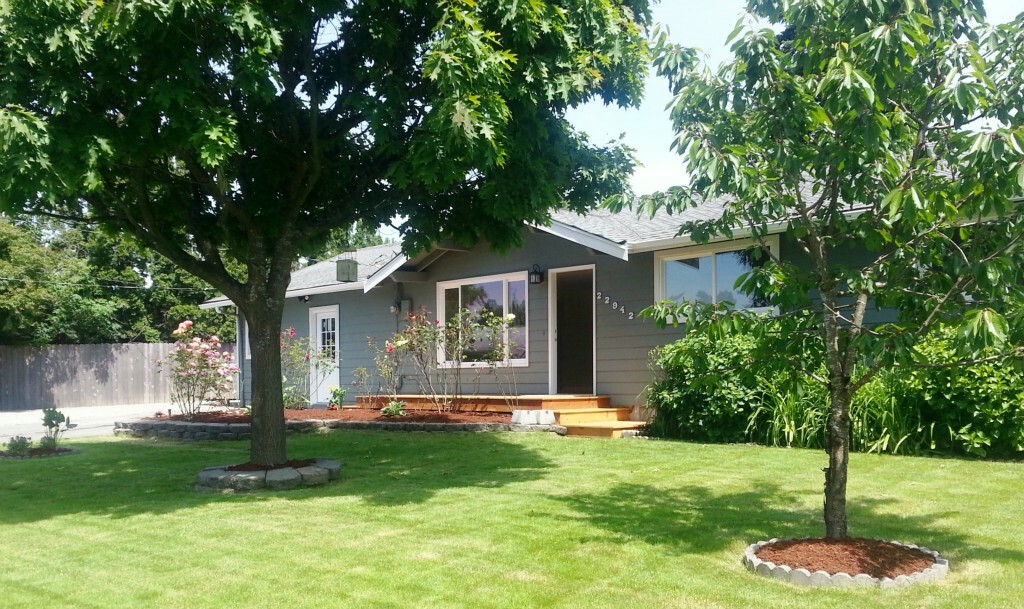 Property Photo:  22942 106th Place SE  WA 98031 