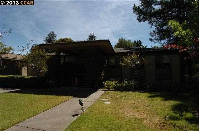 Property Photo:  2500 Ptarmigan Dr 1  CA 94595-3211 