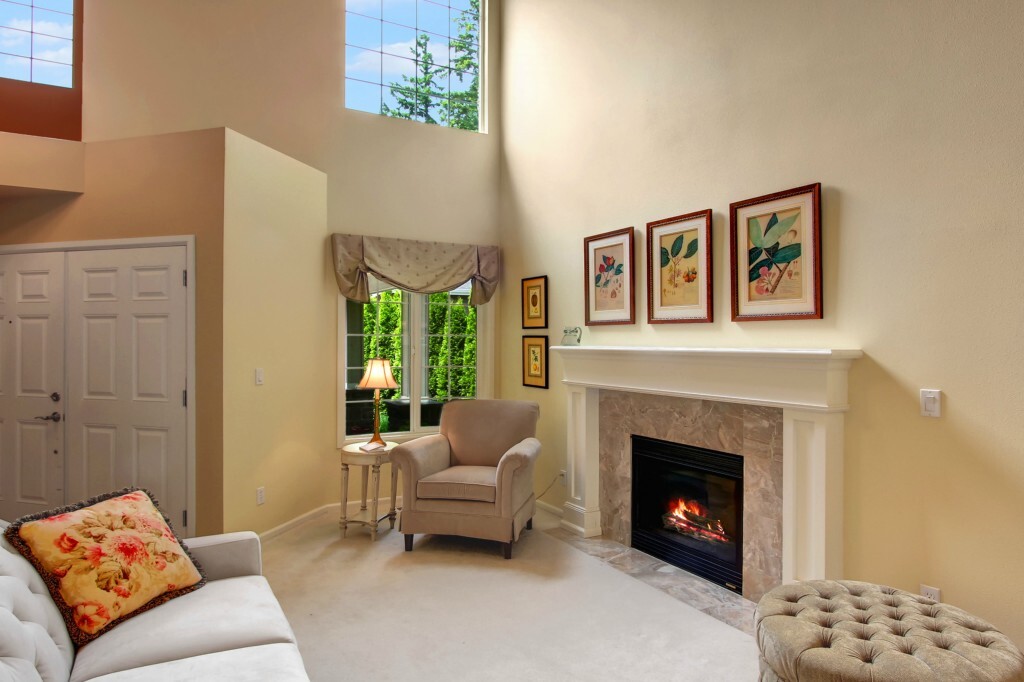 Property Photo:  2908 256th Ct SE  WA 98075 