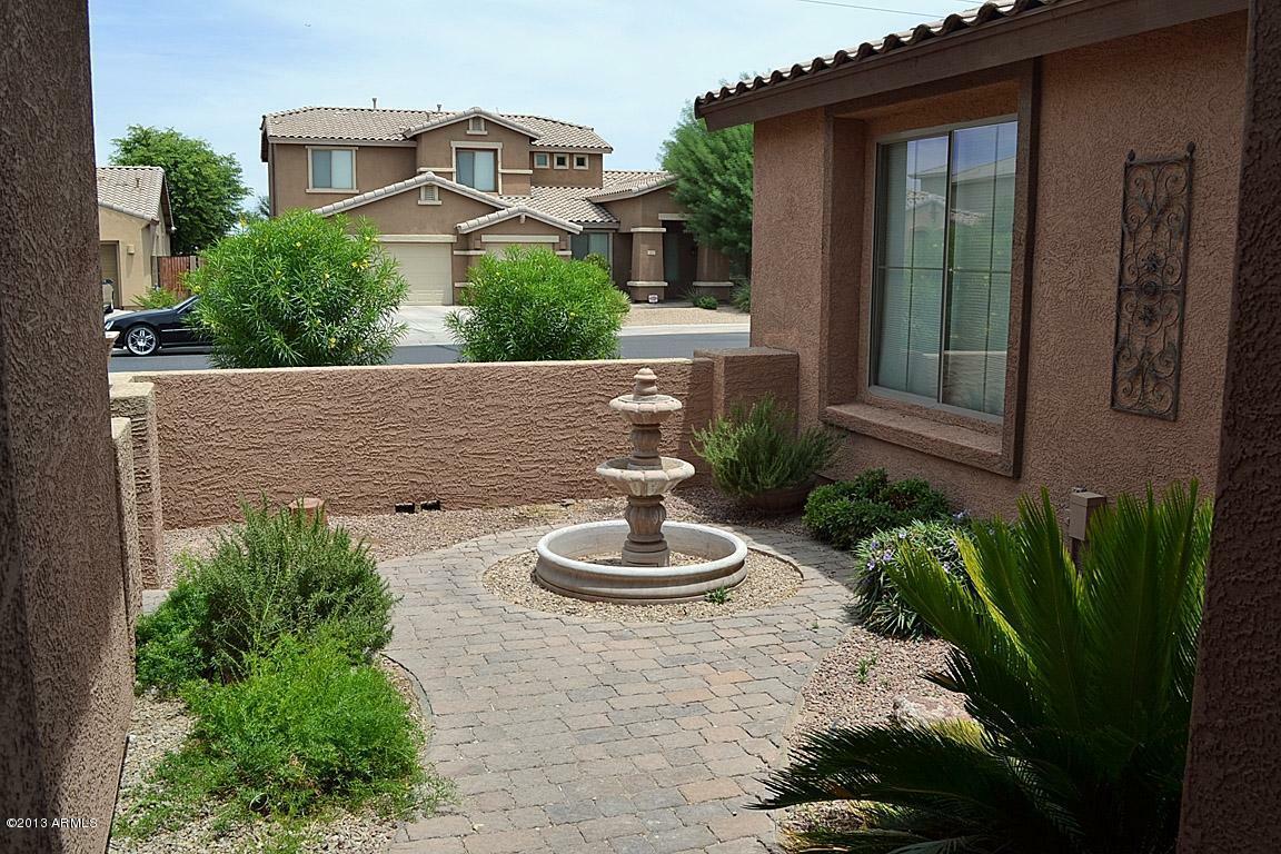 Property Photo:  2651 E Yellowstone Place  AZ 85249 