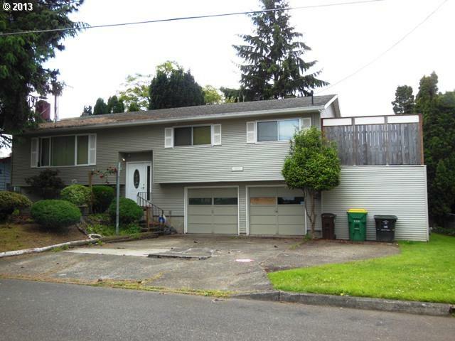 Property Photo:  5095 SW 163rd Ave  OR 97007 