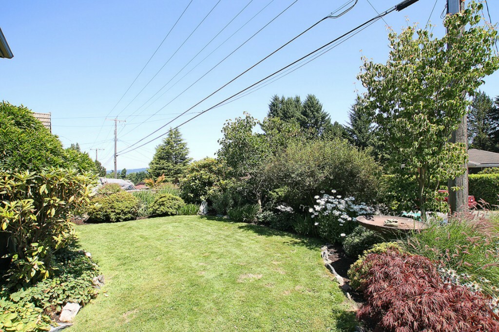 Property Photo:  8721 28th Ave NW  WA 98117 