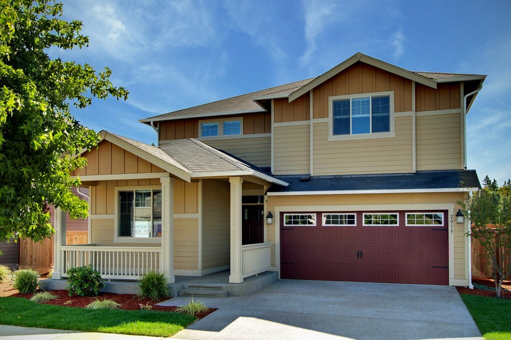 Property Photo: 1320 37th St Pl SE WA 98372