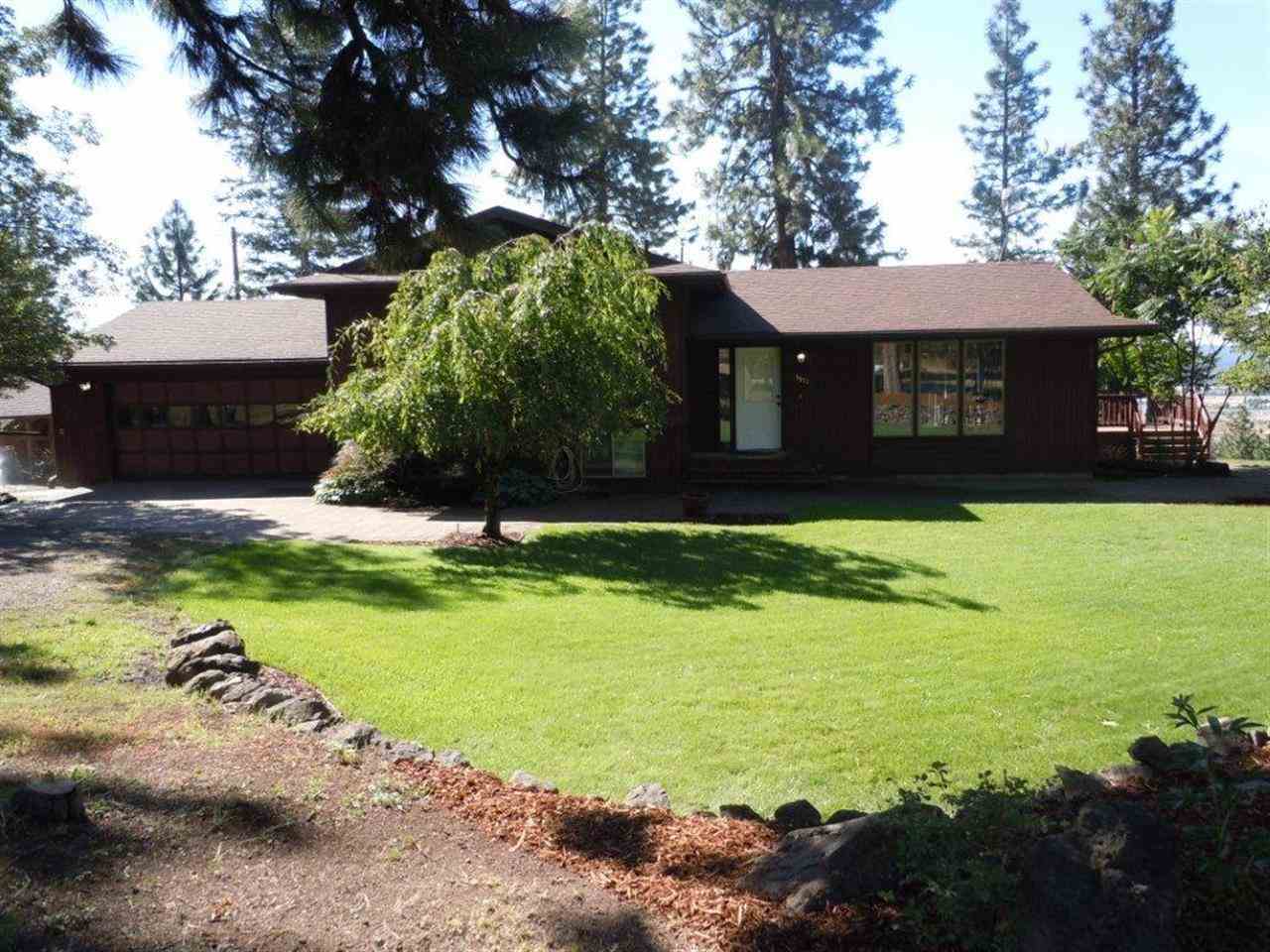 Property Photo: 5911 N Pioneer Ln WA 99217