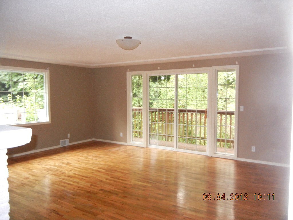 Property Photo: 4001 E 72nd St WA 98443