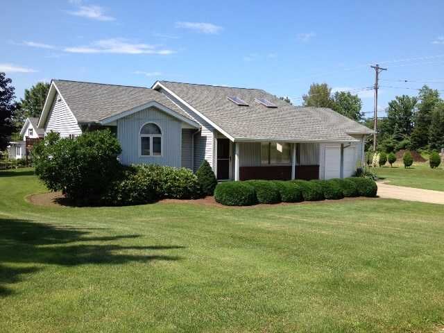 Property Photo: 7516 Birch Drive PA 16415