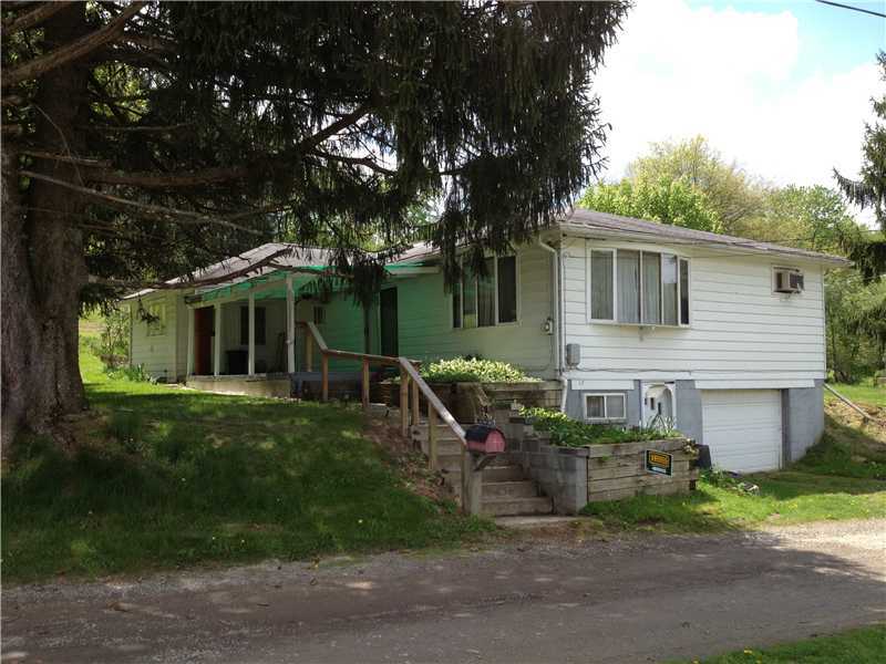 Property Photo:  916 Indiana Avenue Ext.  PA 15618 