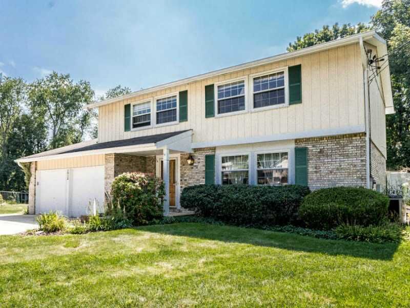 Property Photo:  1512 Stonington Drive  PA 15116 