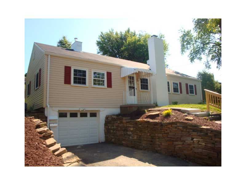 Property Photo:  2552 Highland Cir.  PA 15102 