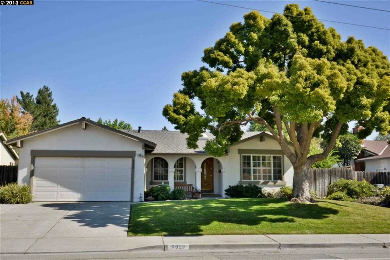 Property Photo:  9806 Davona Dr  CA 94583-2910 