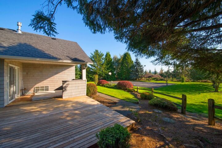 Property Photo:  155 W Bartlett Rd  WA 98264 