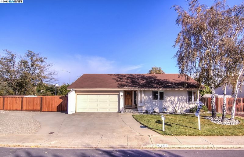 Property Photo:  2475 Broadmoor Street  CA 94551 