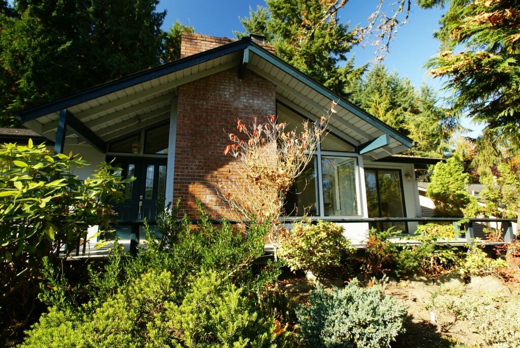 Property Photo:  2815 177th Ave NE  WA 98052 