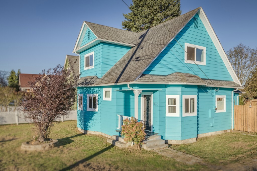 Property Photo: 27223 103rd Dr NW WA 98292