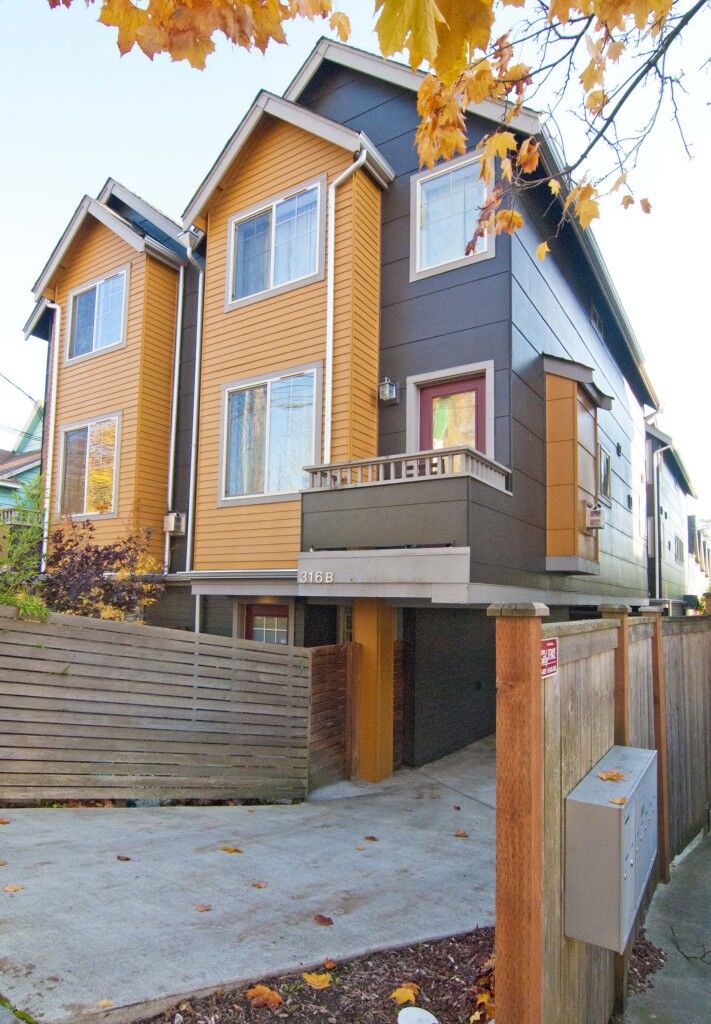 314 25th Ave S B  Seattle WA 98144 photo