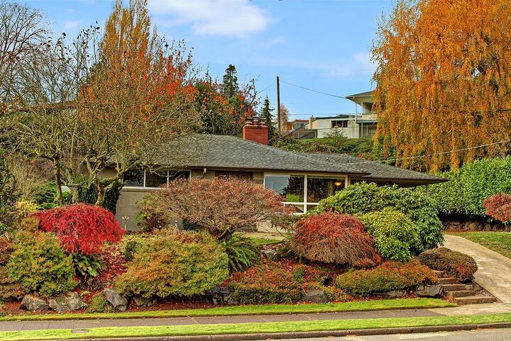 6901 55th Ave S  Seattle WA 98118 photo