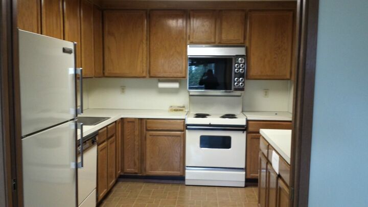 Property Photo:  1111 S Atlantic 208  WA 98134 
