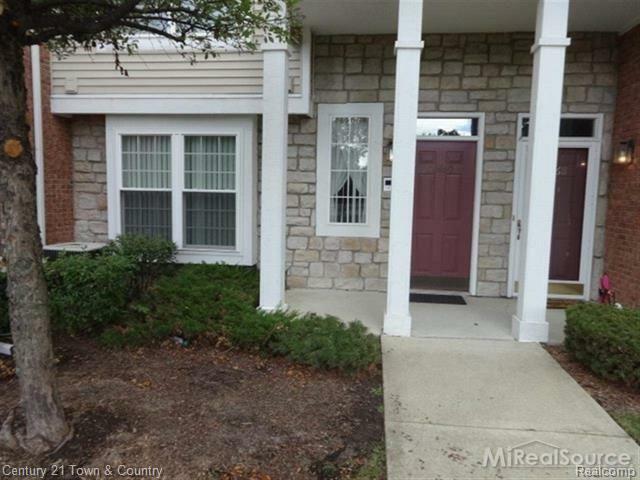 56460 Scotland Boulevard  Utica MI 48316 photo