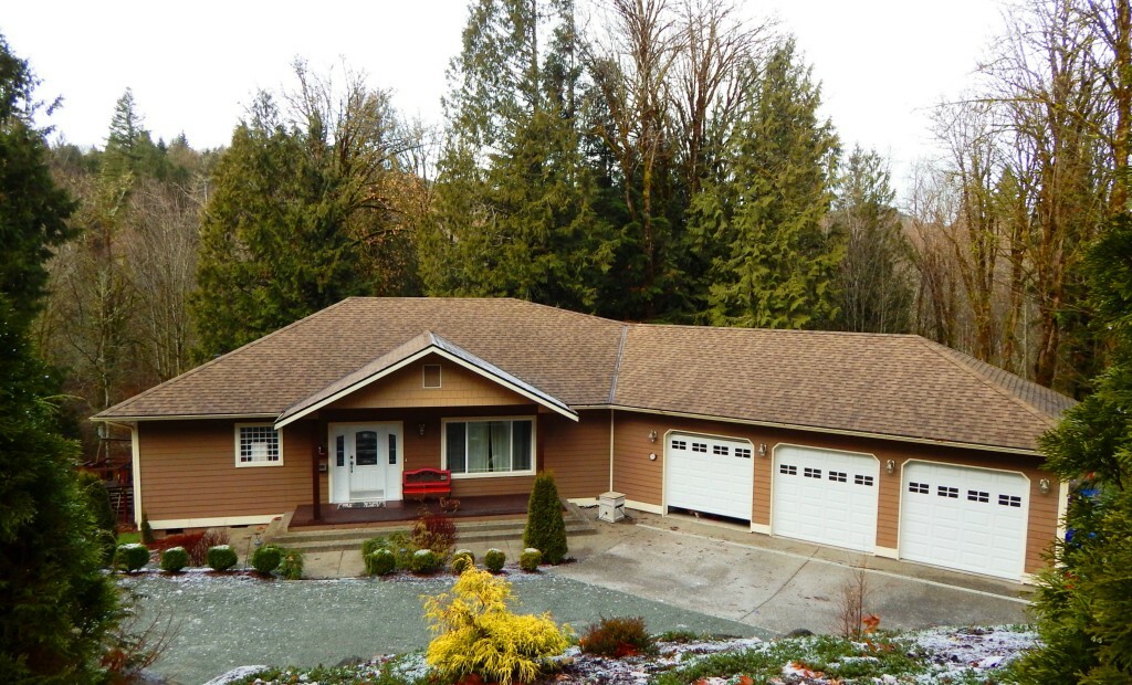 Property Photo:  21999 McMurray Shore Dr  WA 98274 