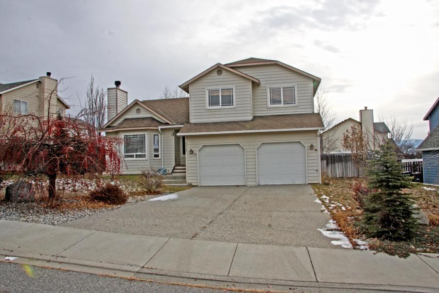 Property Photo: 2467 Summit Dr WA 98802