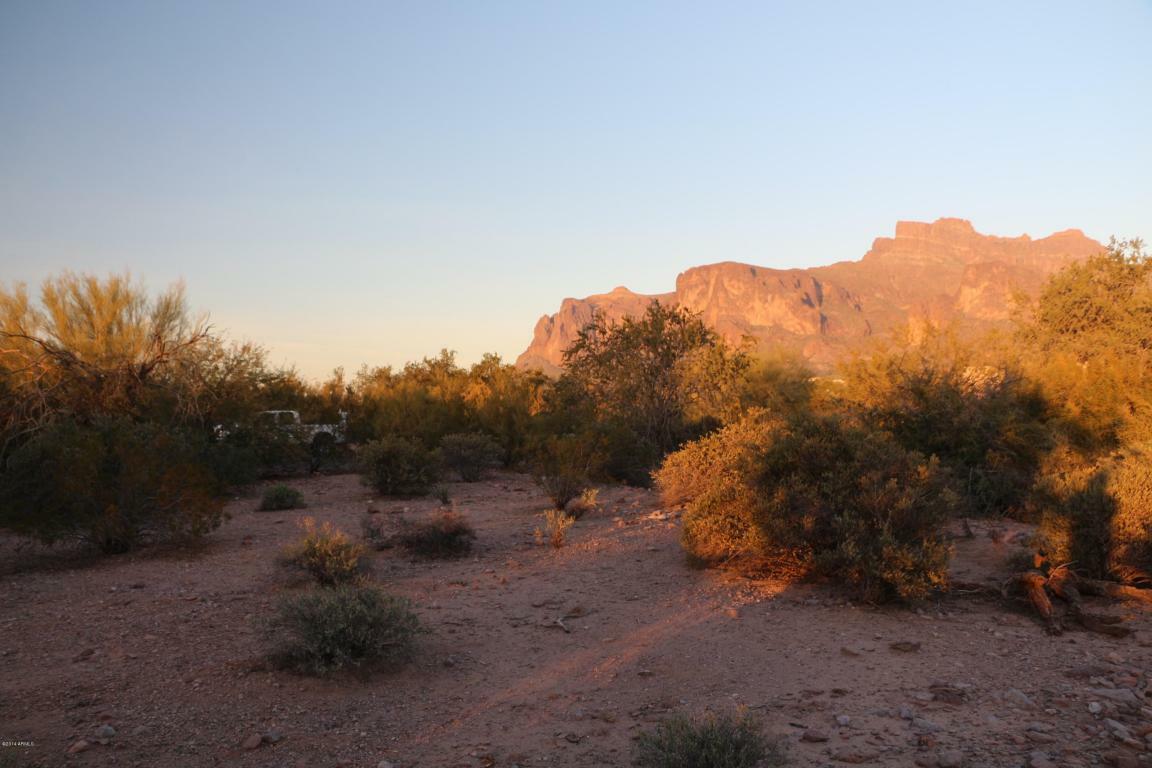 Property Photo:  50 S Sixshooter Road  AZ 85119 