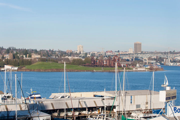 Property Photo:  2121 Westlake Ave N 401  WA 98109 