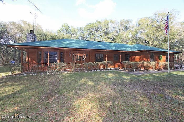 Property Photo: 106 Indian Lakes Lane FL