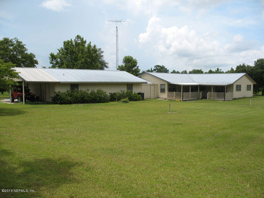 Property Photo: 5760 Tiffany Lane FL 32666