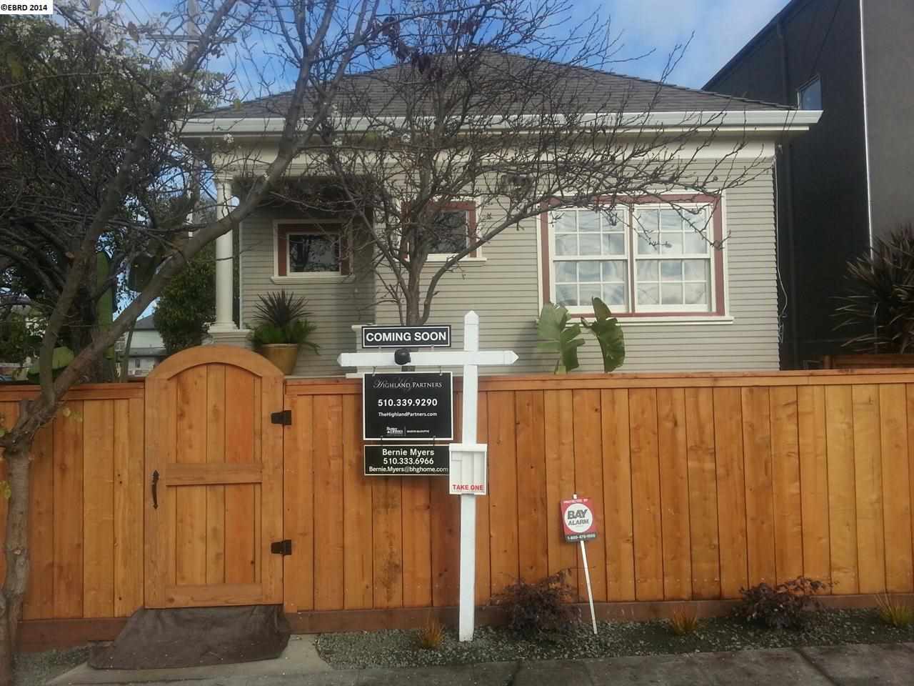 Property Photo: 1027 Grayson St CA 94710-2642