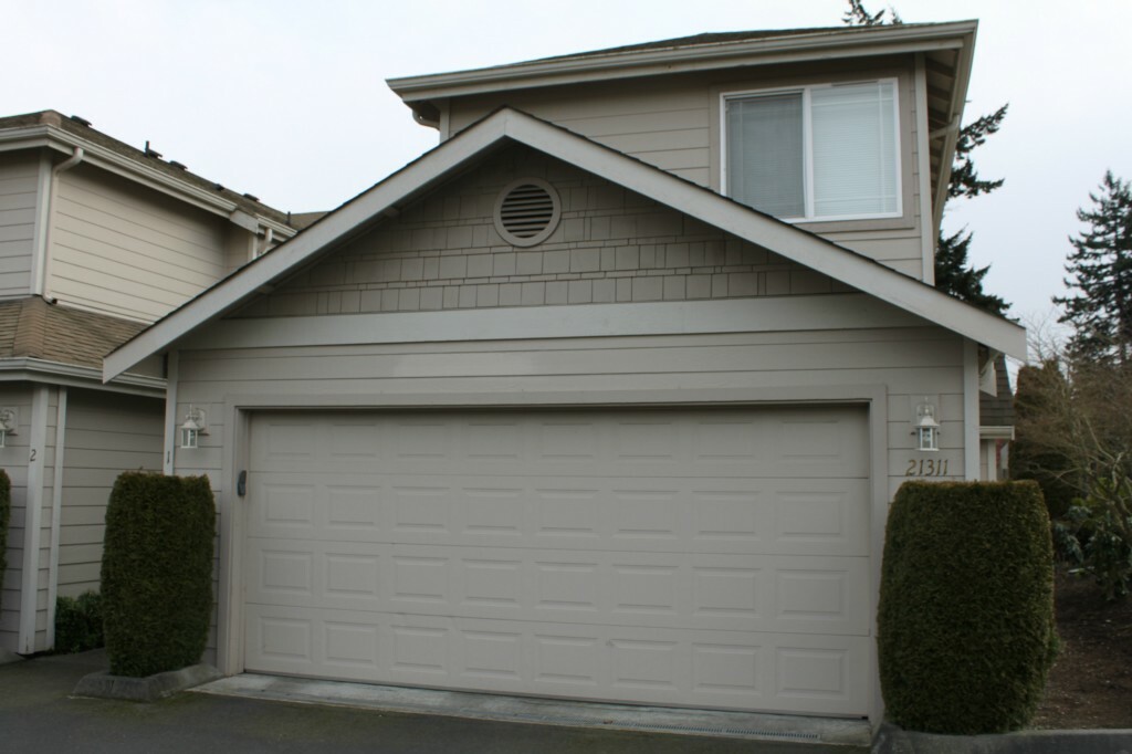 Property Photo:  21311 76th Ave W 1  WA 98026 