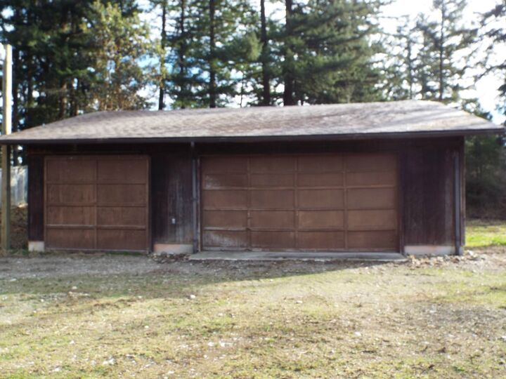 Property Photo:  21923 34th Ave E  WA 98387 