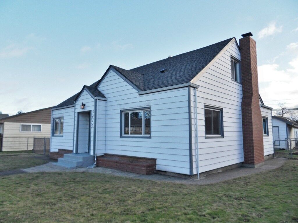 Property Photo: 5415 S Junett St WA 98409