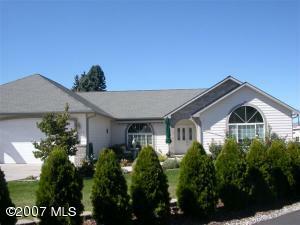 Property Photo:  613 Briarwood Dr  WA 98802 