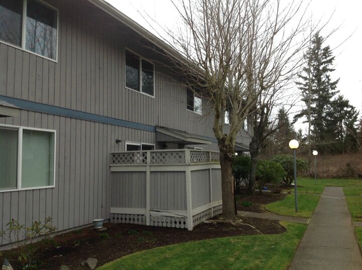 6117 N 16th Street L103  Tacoma WA 98406 photo