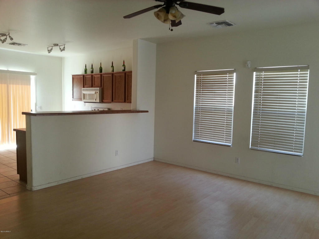 Property Photo: 7041 W Downspell Drive AZ 85345