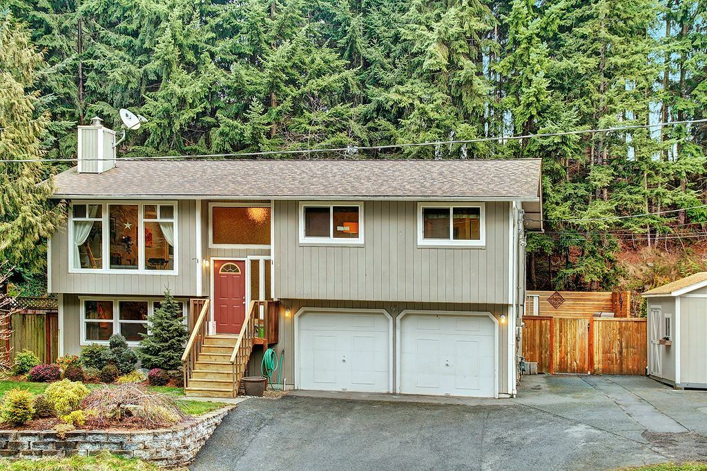 Property Photo:  7333 Olympic View Dr  WA 98026 