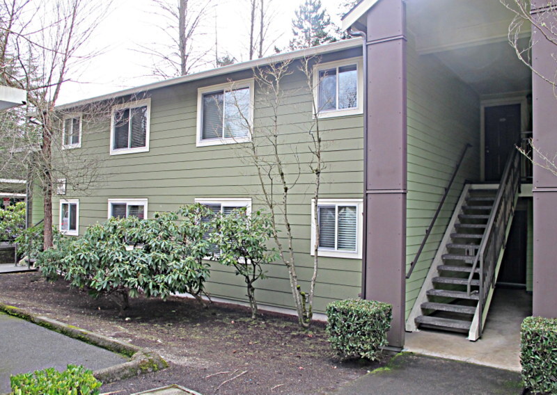 Property Photo: 10014 NE 127th Place A-102 WA 98034