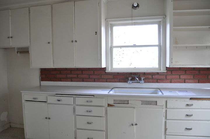 Property Photo:  223 S 58th St  WA 98408 