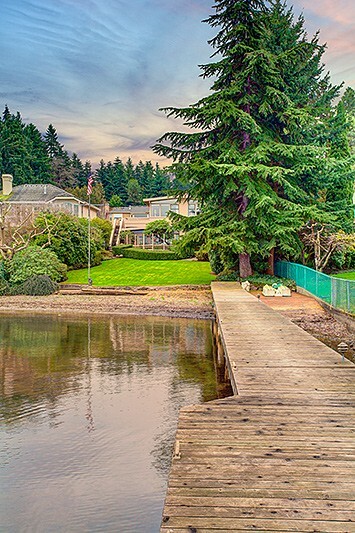 Property Photo:  6208 SE 22nd Street  WA 98040 