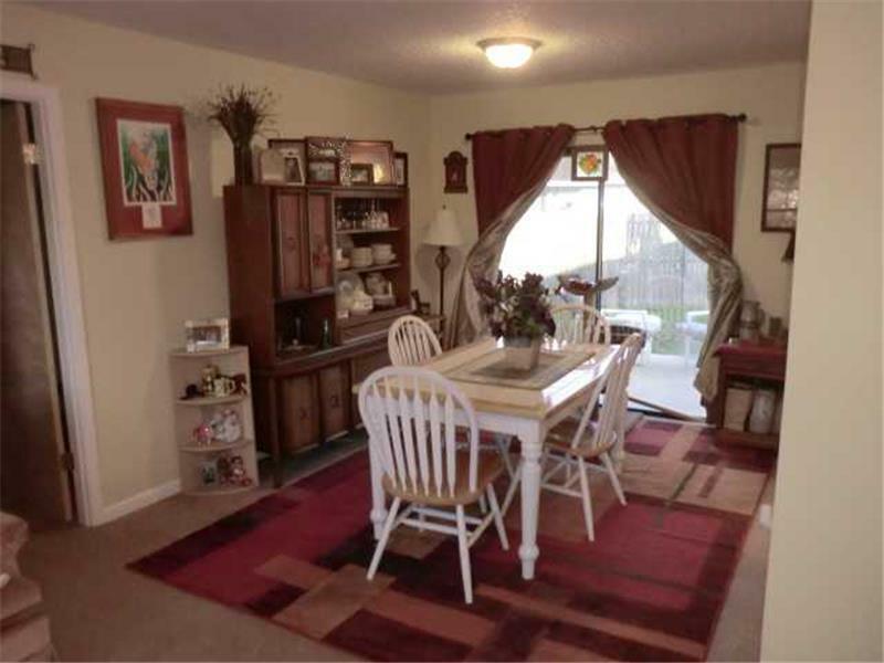 Property Photo:  1404 Robin Court  FL 32750 