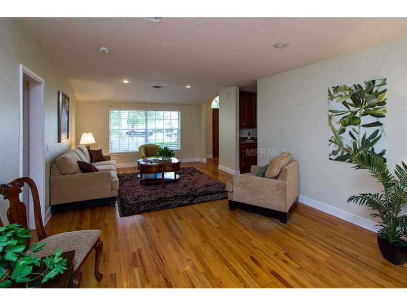 Property Photo:  680 Arjay Way  FL 32789 