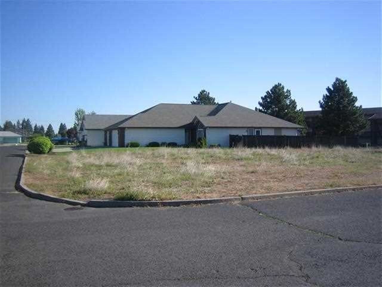 Property Photo:  7002 N Hamilton St  WA 99208 