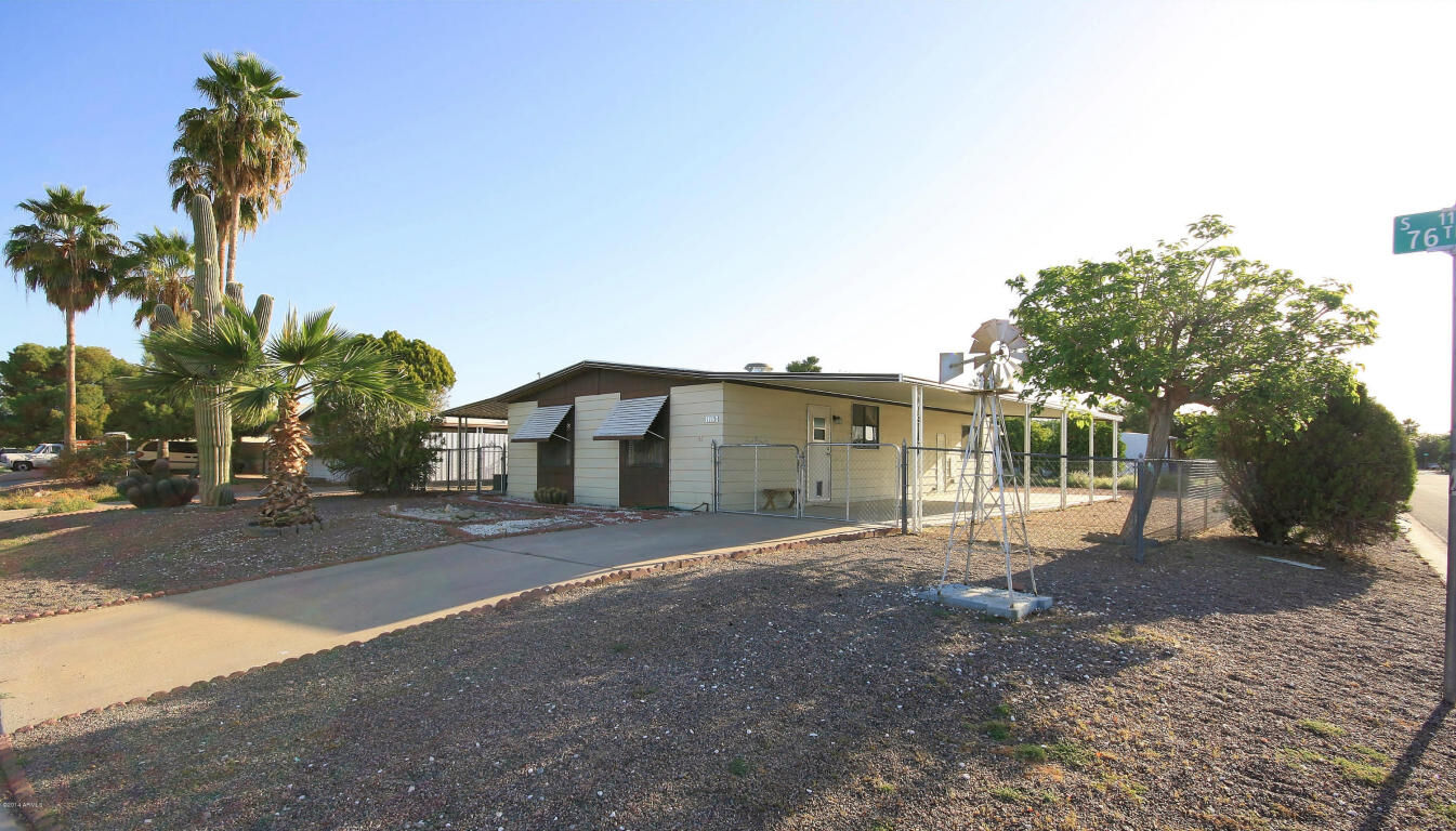Property Photo:  1115 S 76th Place  AZ 85208 