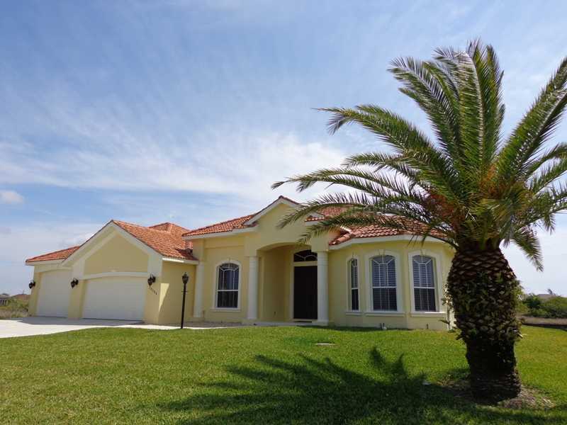 Property Photo:  15196 Alsask Circle  FL 33981 