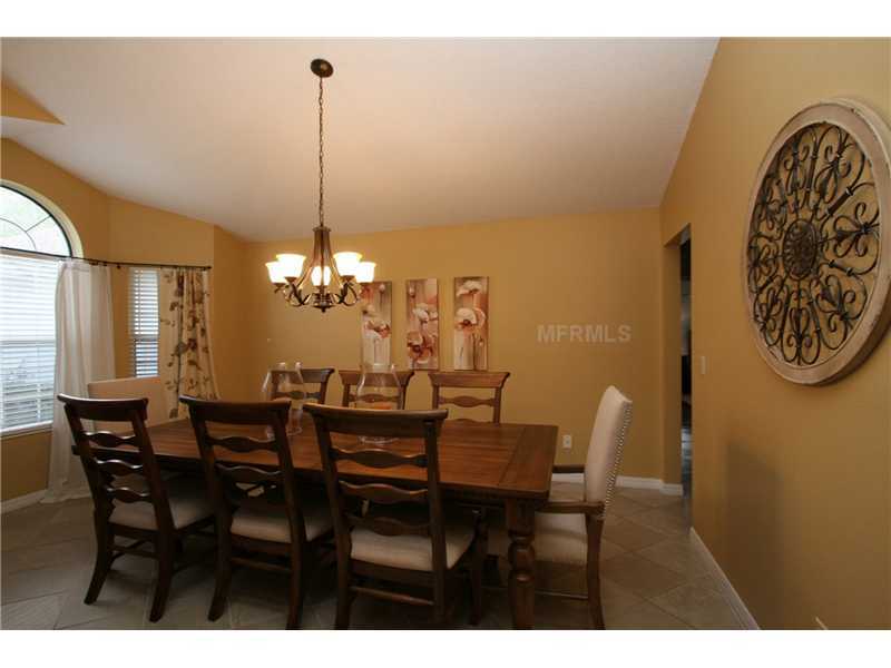 Property Photo:  7710 Apple Tree Circle  FL 32819 