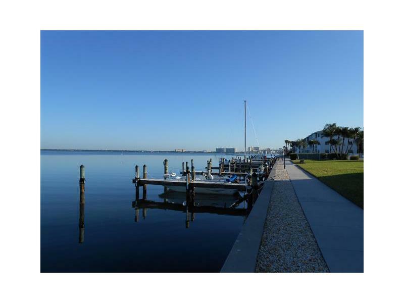 Property Photo:  769 John Ringling Boulevard 2  FL 34236 